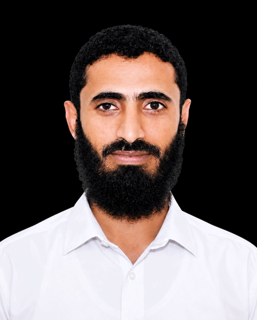 أيمن محمد سعيد 